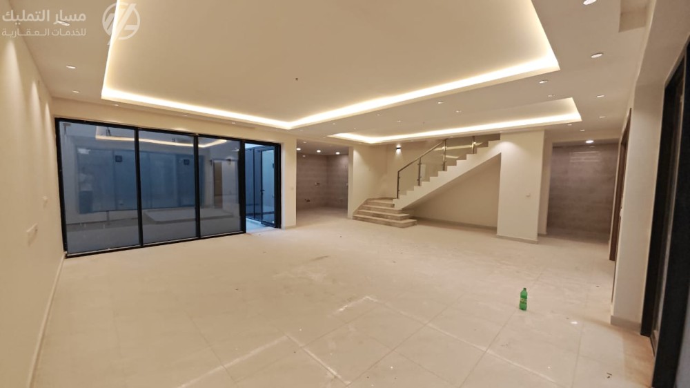 Photo by Daniel J. Schwarz